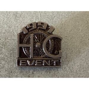 VINTAGE 1991 Silver Harley Davidson Owners Group HOG Event Motorcycle Pin